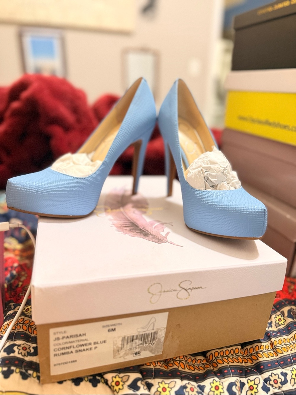 Jessica Simpson Light Blue Textured Platform Pumps